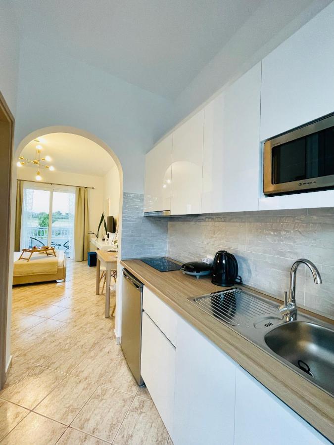 Althea Apartments Колимбия Екстериор снимка